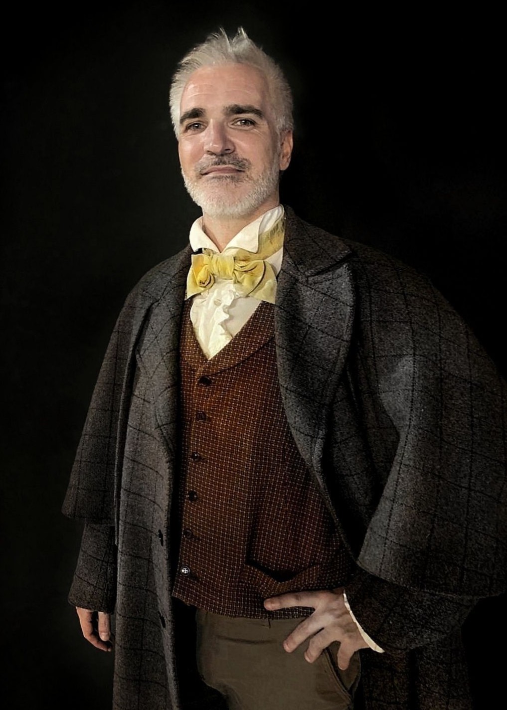 Manuel Mas caracterizado como Marcello en La Bohème