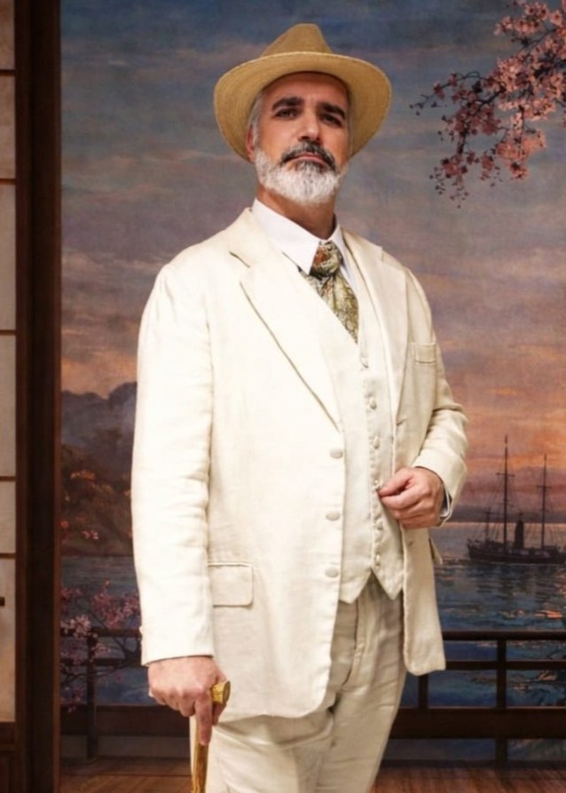 Manuel Mas caracterizado como Sharpless en Madama Butterfly